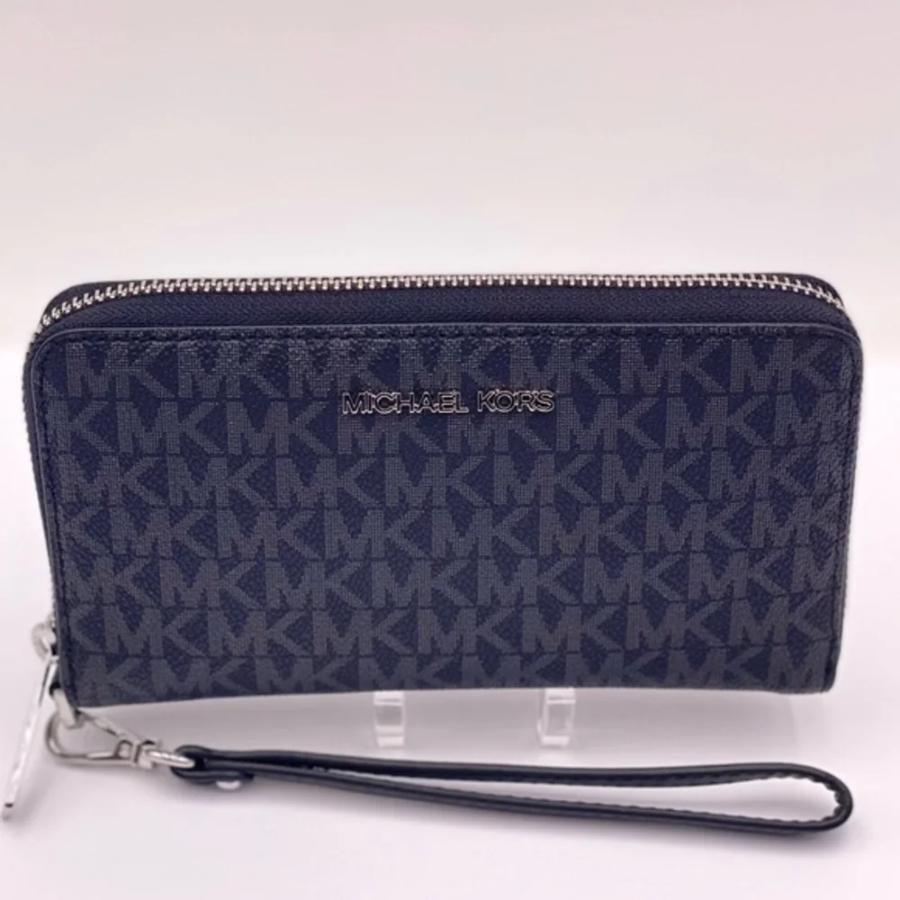 Michael Kors Flat Phone Case Wallet Wristlet